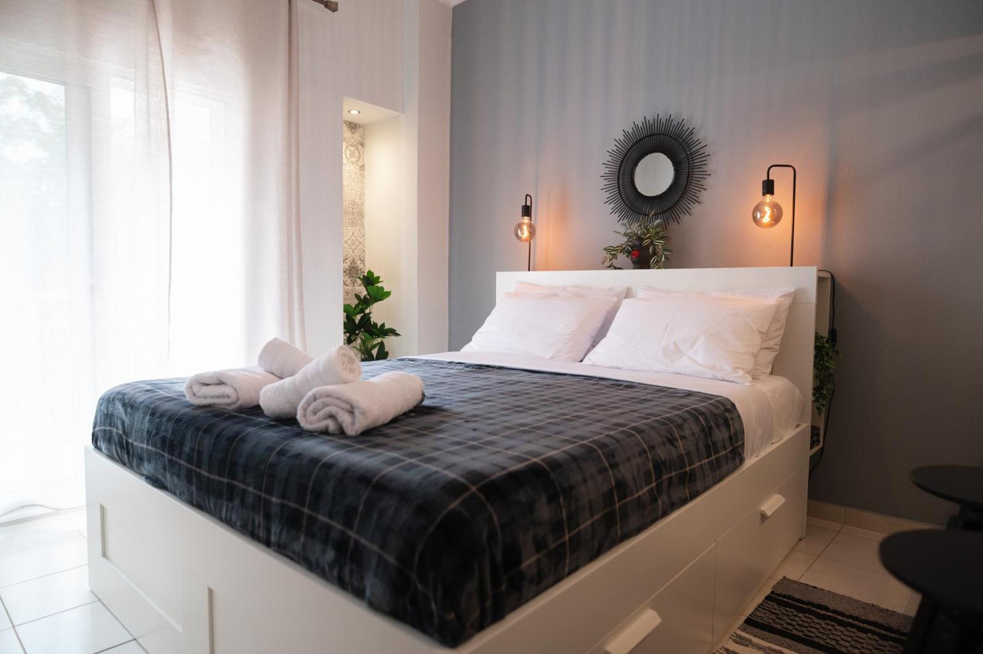 Sapphire Majesty Suite By Heaven'S Hall Luxury Suites 알렉산드로폴리스 외부 사진